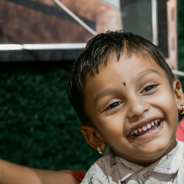 happy family wifi home